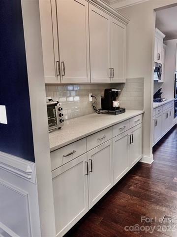 Foto del edificio - 11224 Smokethorn Dr NW