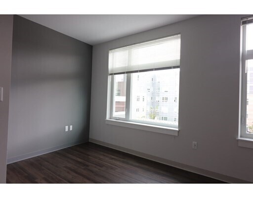 Foto del edificio - 181 Washington St