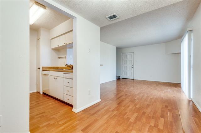 Building Photo - 4020 Holland Ave