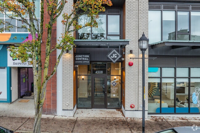 Foto de entrada - Junction Central