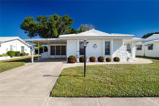 Foto del edificio - 3807 Joyce Dr