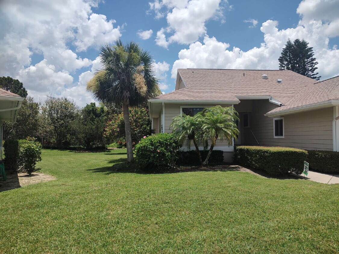 Primary Photo - 997 Spinnaker Ct