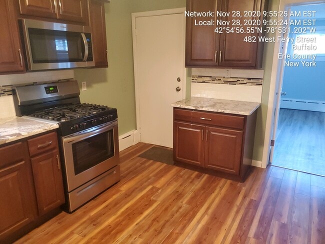 Building Photo - 482 West Ferry