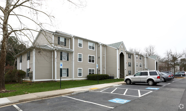 Building Photo - Mallard Cove Apartments