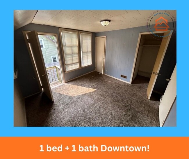 Building Photo - 2416 Algoma St