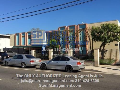 Foto del edificio - 6136 Fulton Ave