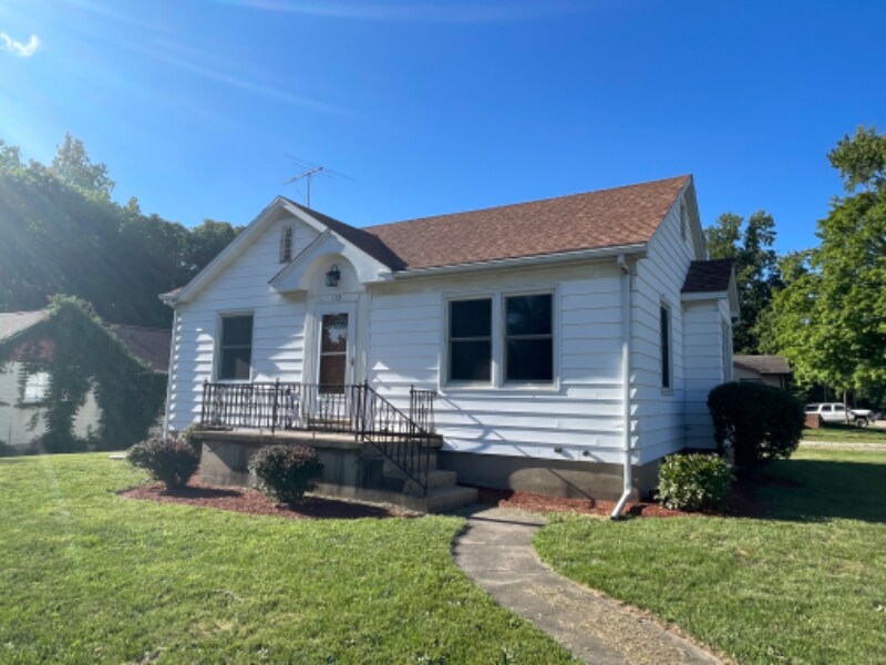 112 E Main St, Sidney, IL 61877 House Rental in Sidney, IL