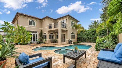 Building Photo - 2850 SW 137th Path