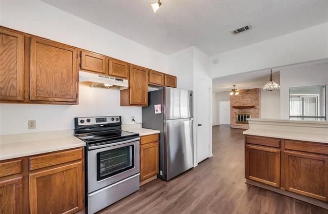 Building Photo - 812 Melville Dr