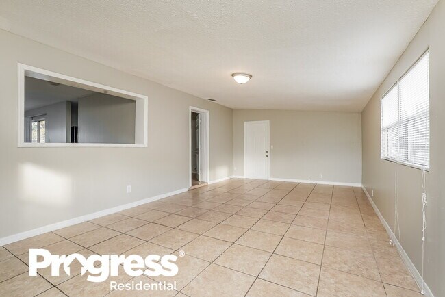 Building Photo - 5 W Clermont Ct