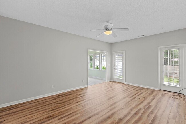 Foto del edificio - 506 Cedar Ave
