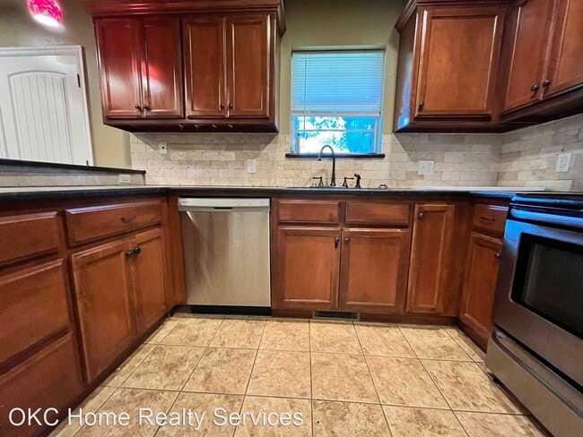 Building Photo - 3 br, 2 bath House - 5305 Keith Dr.