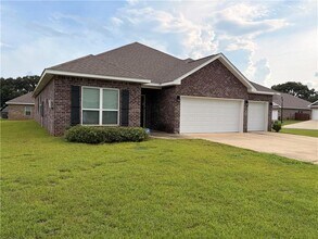 Building Photo - 10551 Sand Dune Ave