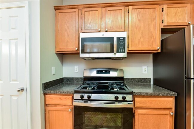 Building Photo - 4318 Welbron Dr