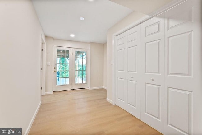 Building Photo - 7029 Clifton Knoll Ct
