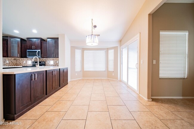 Foto del edificio - 16418 N 168th Ln