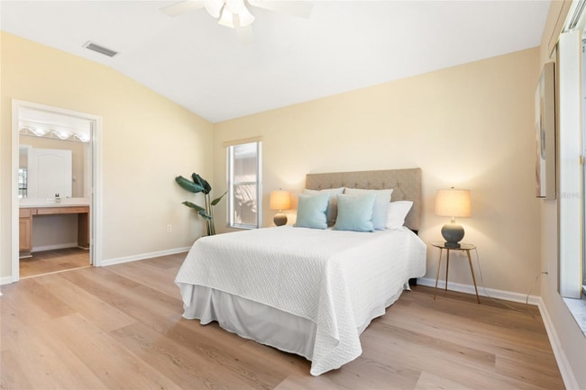 Building Photo - 5105 Gato Del Sol Cir