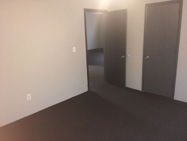 Foto del edificio - 290-330 N 3rd St