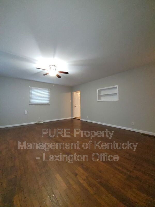 Building Photo - 418 Granard Ave