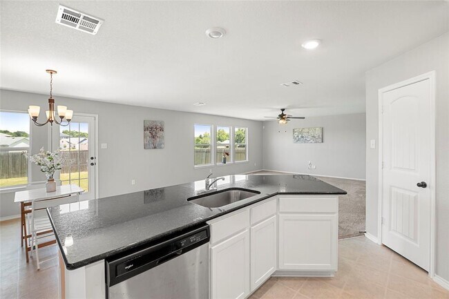 Foto del edificio - 117 W Point Way