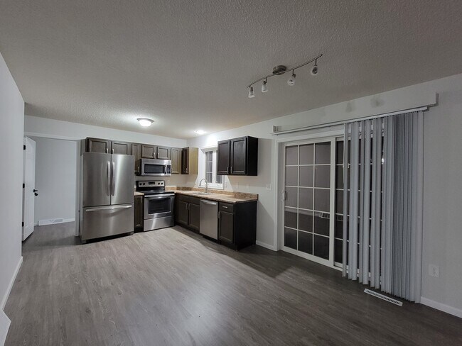 Kitchen - 92 Guideboard Rd