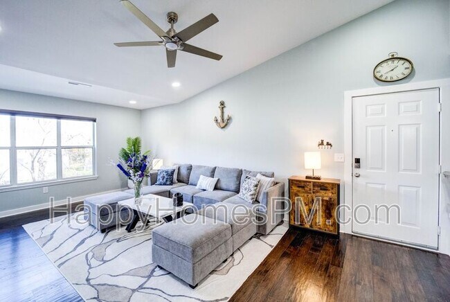 Foto del edificio - 2011 N Hwy 17