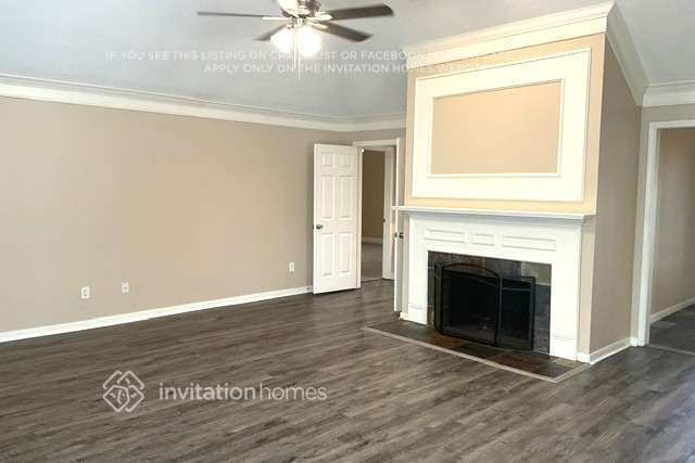 Foto del edificio - 2113 Pleasant Valley Dr