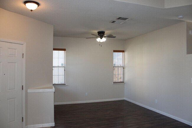 Building Photo - 7322 High Point Ln