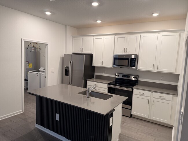 Building Photo - 1687 Contentment Lp