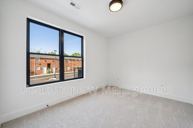 Photo - 1609 Pulaski St House