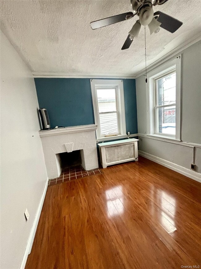 Building Photo - 2426-2428-2428 Grand Ave