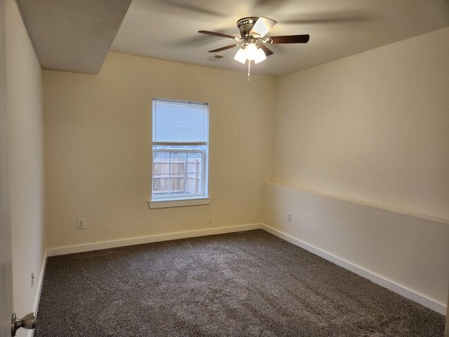 Foto del edificio - 1006 N 24th St