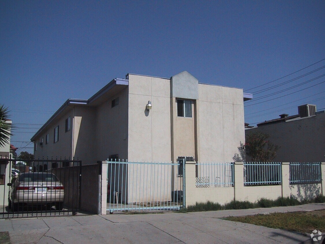 Foto del edificio - 1114 N Westmoreland Ave