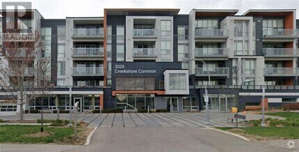 Building Photo - 3028 Creekshore Cmn