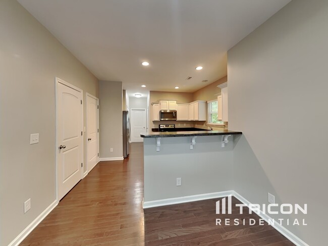 Foto del edificio - 7520 Spicer Ct