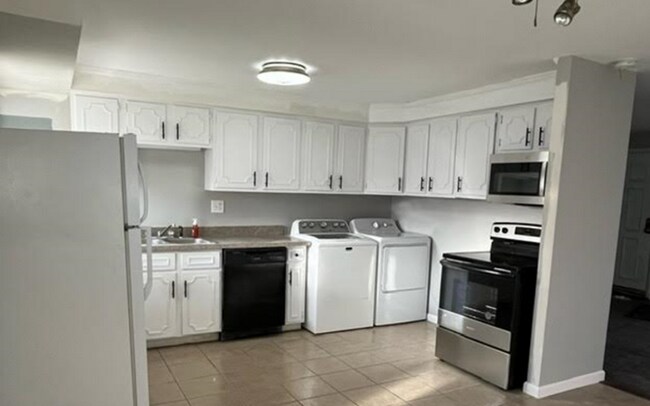 Foto del edificio - 4296 Harbison St