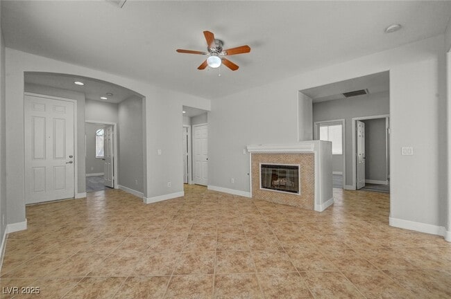 Building Photo - 5237 Grand Lake St