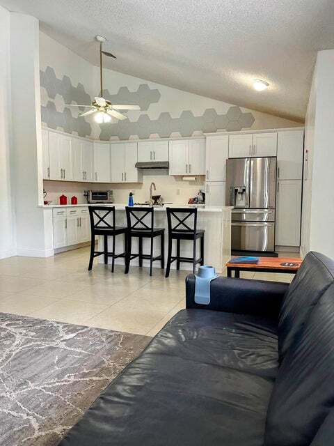 Building Photo - 1194 Shibumy Cir