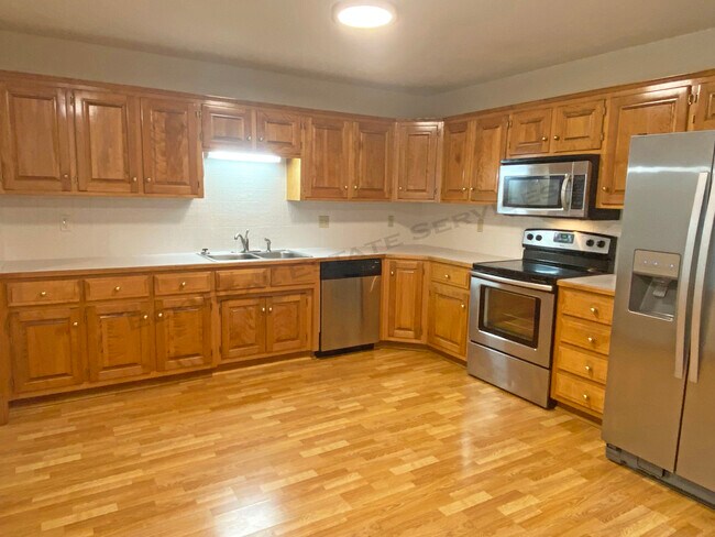 Building Photo - 4626 Hearthside Dr