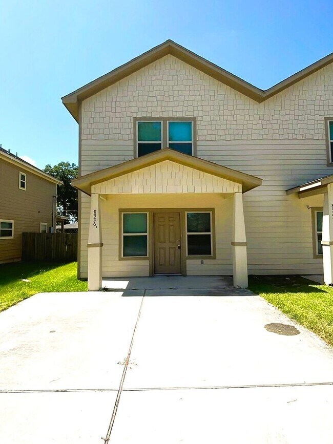 Building Photo - 8526 Homewood Ln