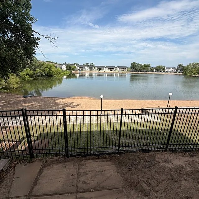 Foto del edificio - 1007 N Lakewind St