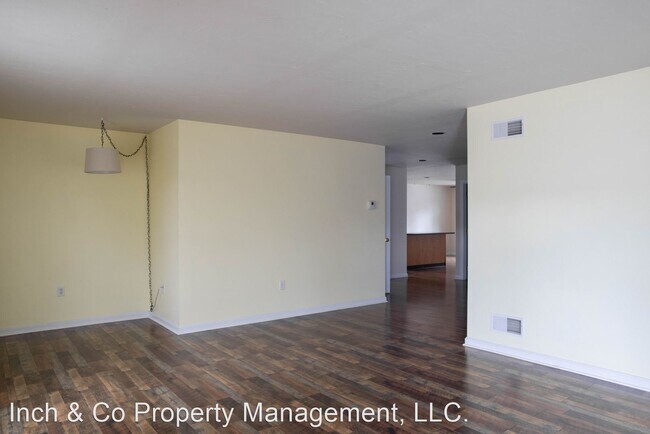 Building Photo - 4 br, 3 bath House - 4020 Clair Mar Drive