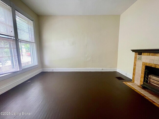 Foto del edificio - 415 E Ormsby Ave