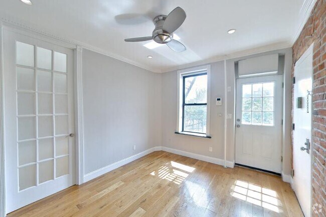 Building Photo - 179 Essex St