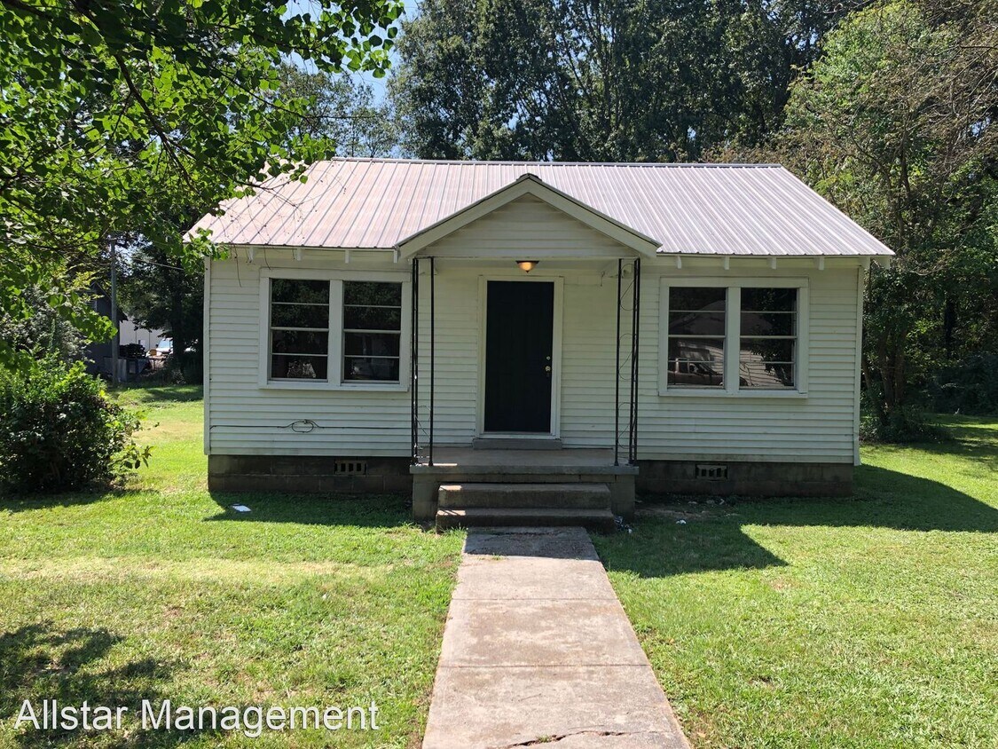 Primary Photo - 2 br, 1 bath House - 213 Van Voris St.