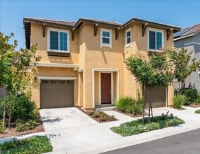 Building Photo - 264 Oberlander Way