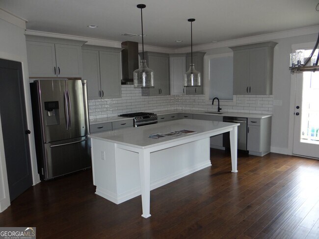 Foto del edificio - 3177 Kincaid Dr