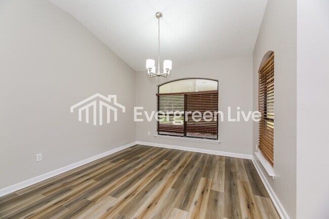 Building Photo - 12549 Lochloosa Ln