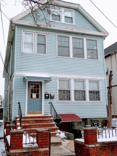 Primary Photo - 583 Adams Ave