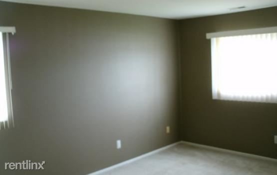 Building Photo - 2 br, 1 bath Condo - 430 Baldwin Ave Apt 76